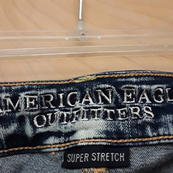 American Eagle Distressed Denim Jeans 4 - Picture 7 of 13